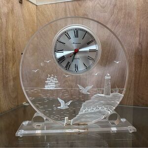 Mornsun • Lucite Mantel or Desk Clock